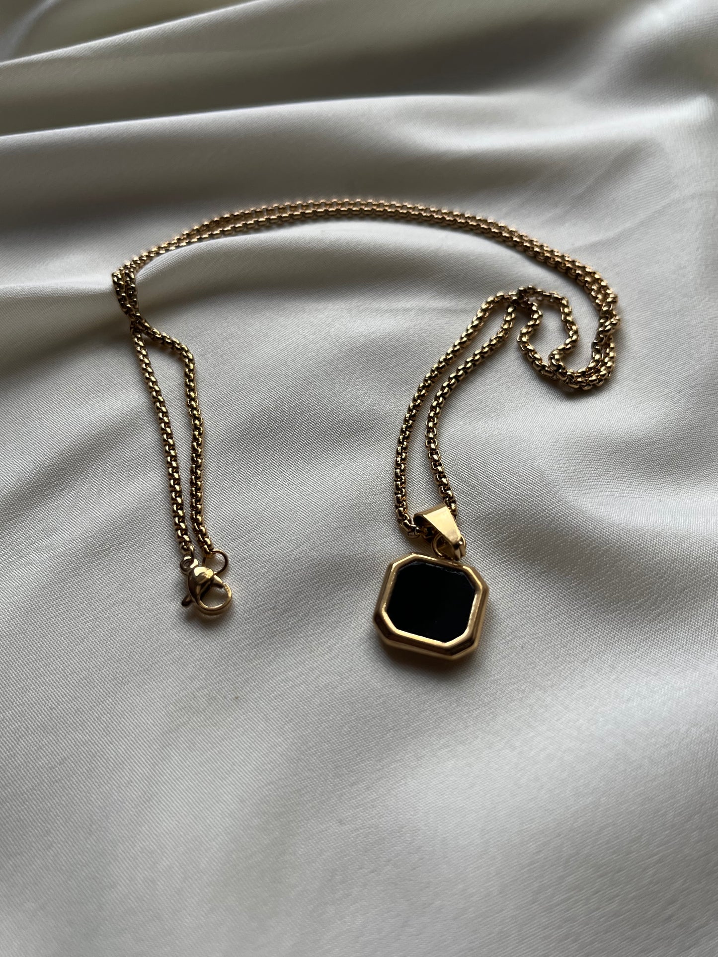 Octane Black Pendant Chain