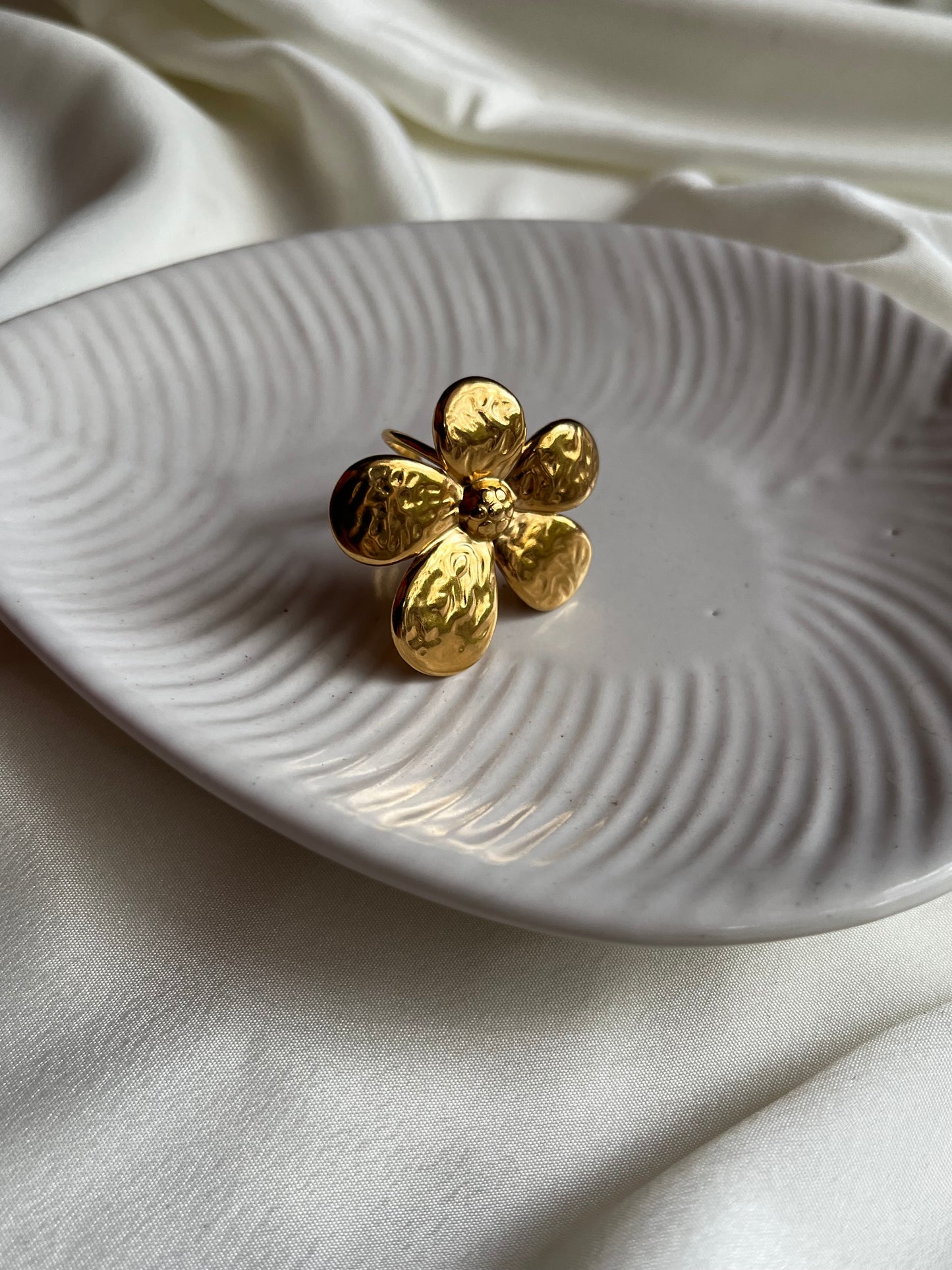 Daisy Ring