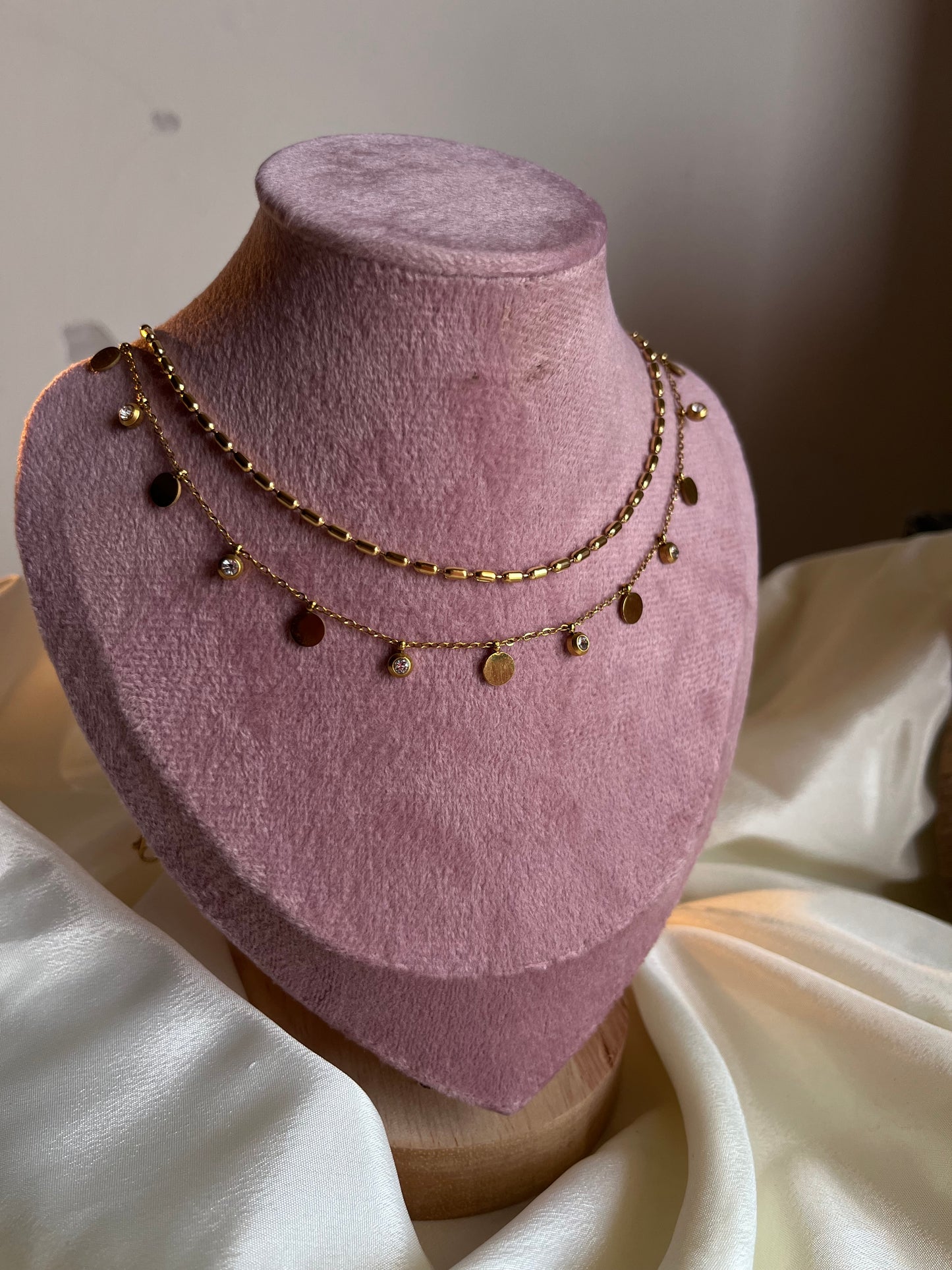 Choker chain with earings