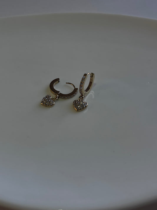 Alice tiny heart hoop