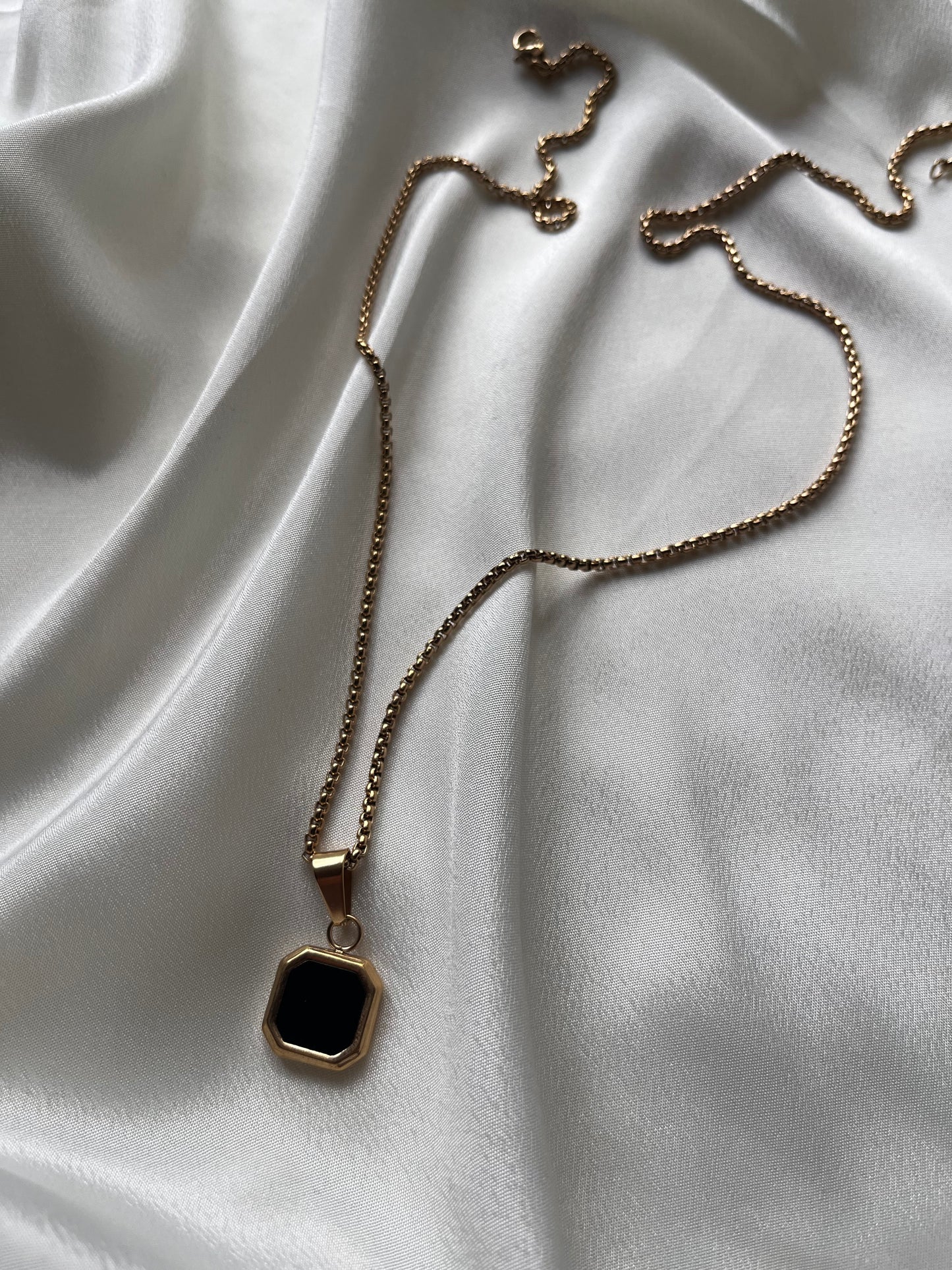 Octane Black Pendant Chain