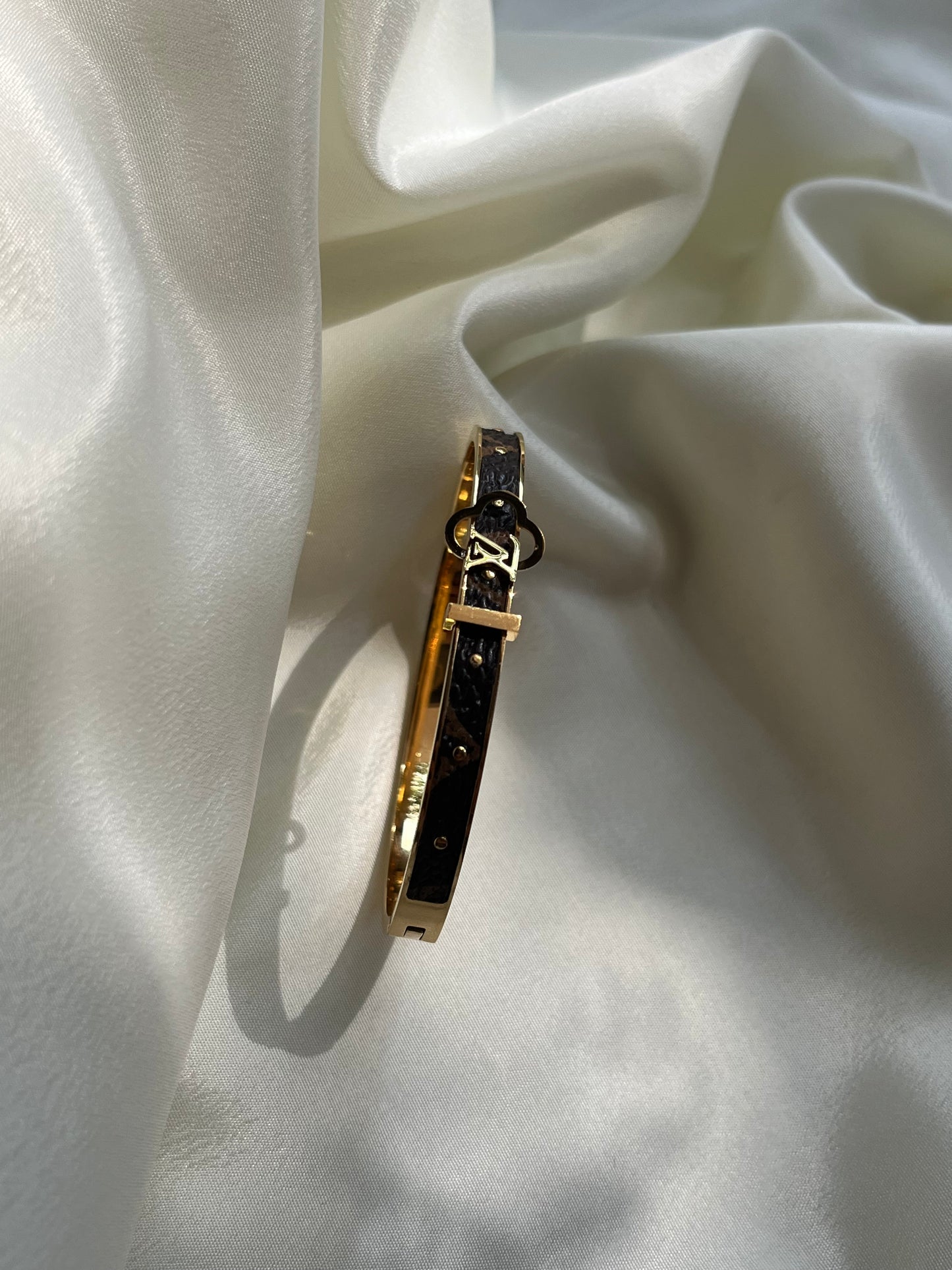 LV band