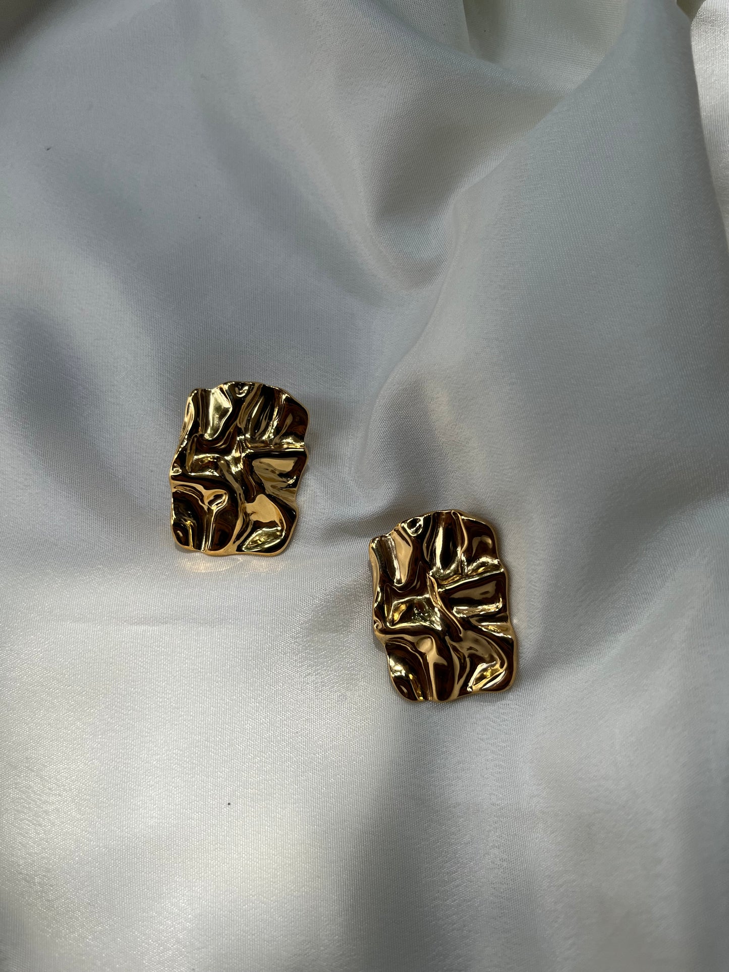 Crisp Earings