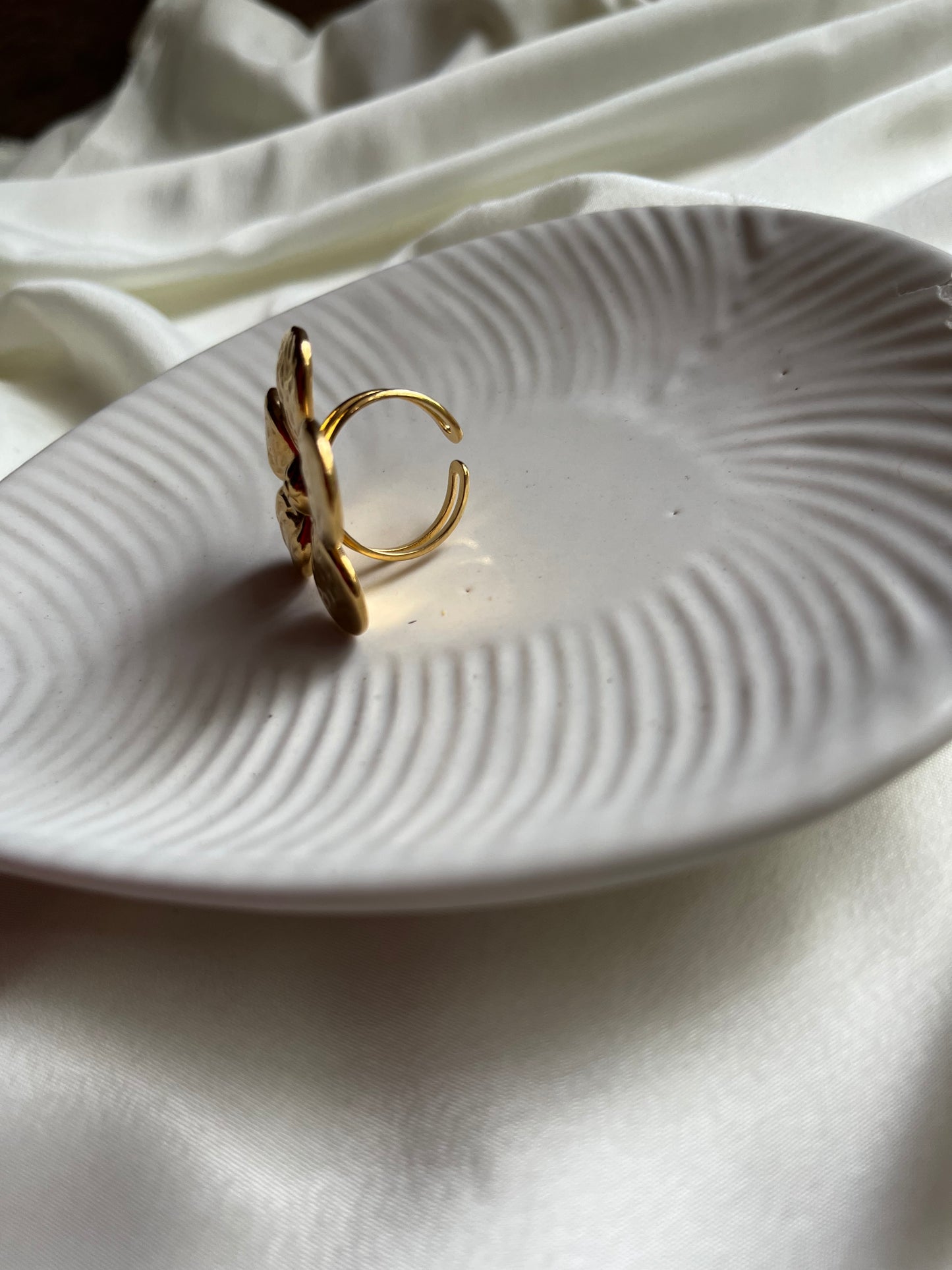 Daisy Ring