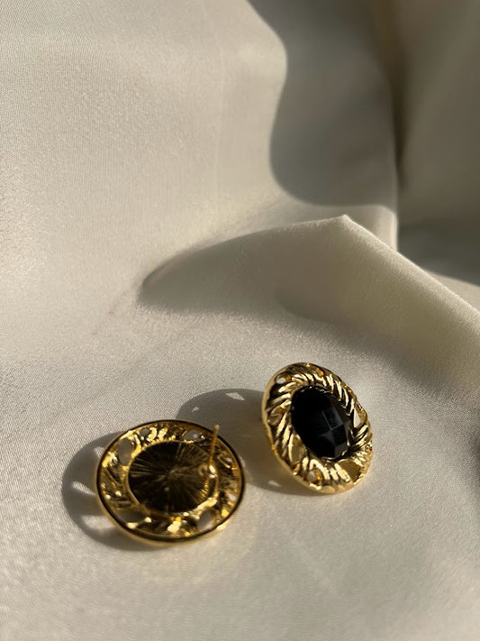 Black gold Stud